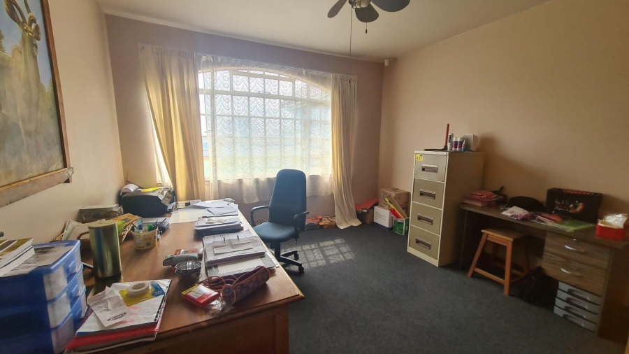 5 Bedroom Property for Sale in Wilgeboom A H North West